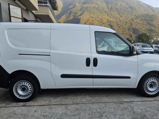 FIAT DOBLO L2H1 1.6Mjet – 2 POSTI – AUTOCARRO